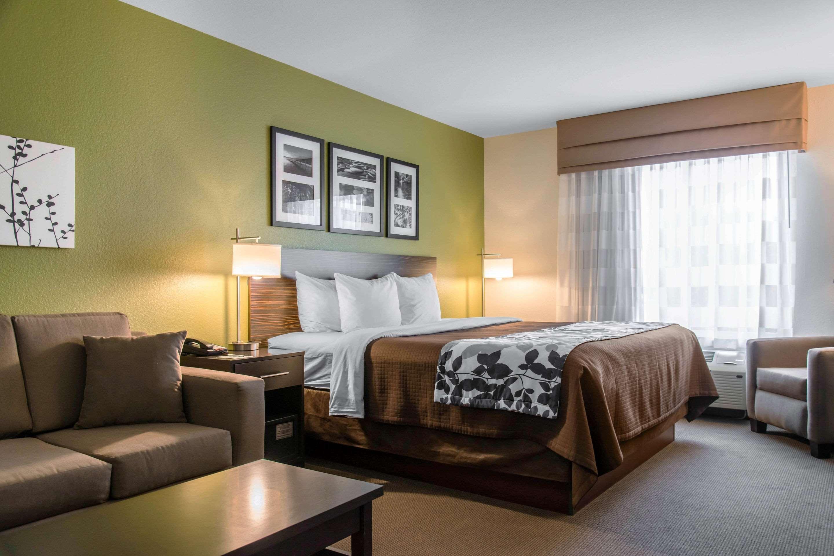 Sleep Inn & Suites Marshall - University Area Exteriör bild