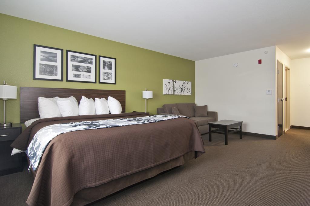 Sleep Inn & Suites Marshall - University Area Exteriör bild