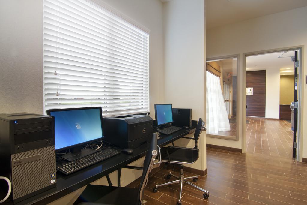 Sleep Inn & Suites Marshall - University Area Exteriör bild
