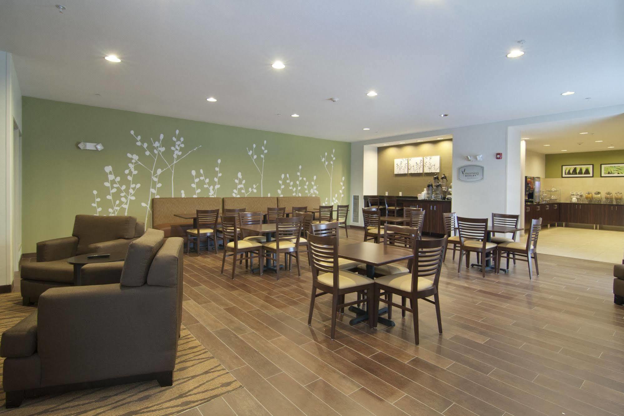 Sleep Inn & Suites Marshall - University Area Exteriör bild